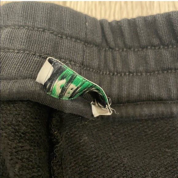 Kenzo Jogger Shorts - Picture 11 of 12